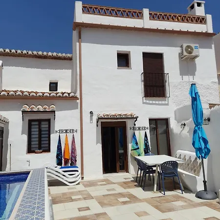 Holiday home La Covacha - Unique Town House With Exclusive Pool And Garden In The Heart Of The Village *