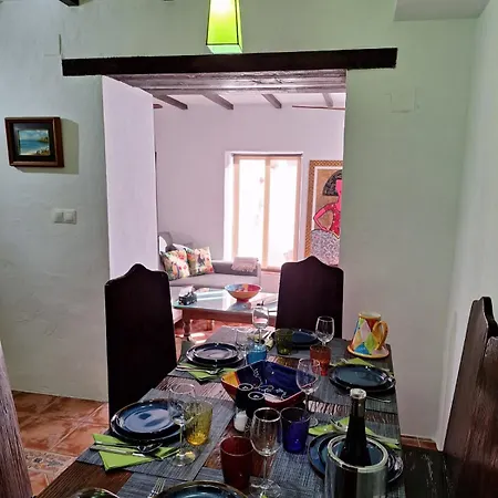 La Covacha - Unique Town House With Exclusive Pool And Garden In The Heart Of The Village * Canillas de Aceituno