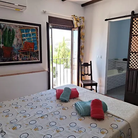 La Covacha - Unique Town House With Exclusive Pool And Garden In The Heart Of The Village Holiday home *